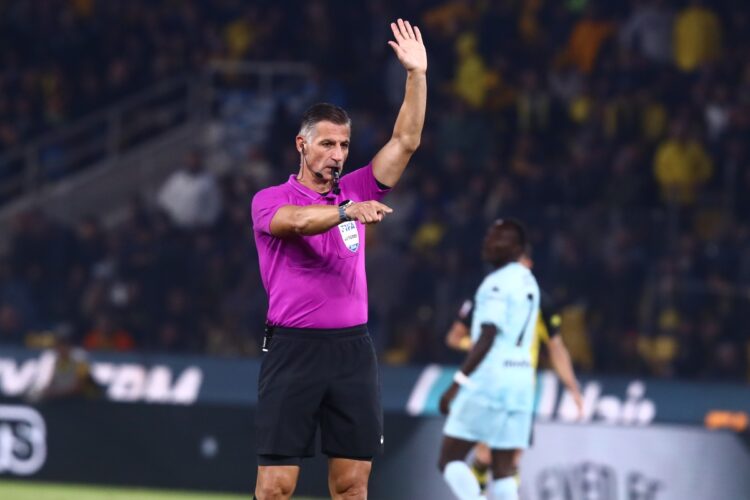 Παραπέμπεται ο Σιδηρόπουλος για την κόκκινη που δεν έδωσε στην… καρατιά του Μπρινιόλι