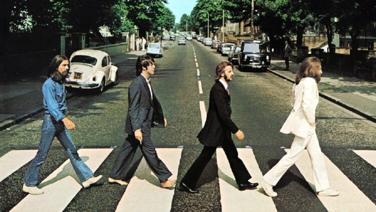 Πωλείται η κονσόλα ηχογράφησης του «Abbey Road» των Beatles