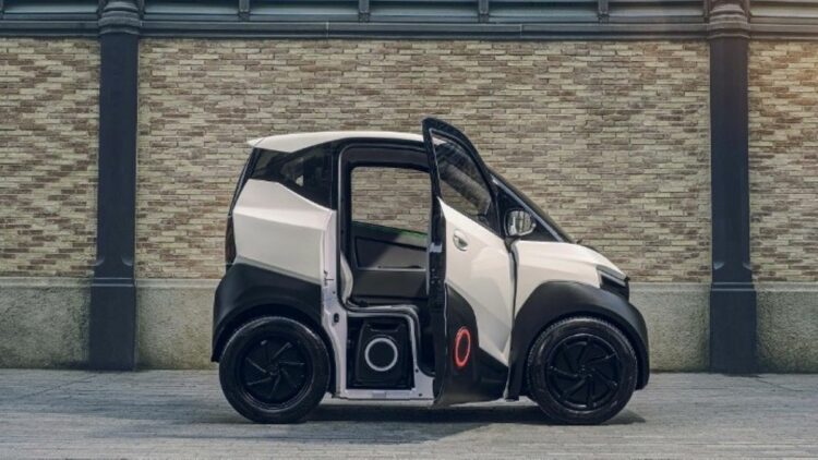 Η ΕΕ προχωρά στην επιβολή επιπρόσθετων δασμών ως και 35% στα ηλεκτρικά αυτοκίνητα που εισάγει από την Κίνα