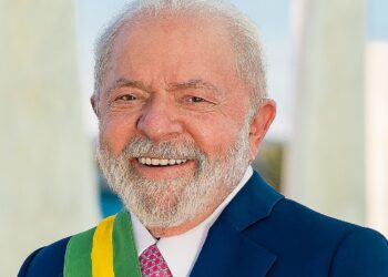 Βραζιλία: Ο πρόεδρος Λούλα ακύρωσε το ταξίδι του στη Ρωσία για τη σύνοδο των BRICS λόγω πληγής στην ινιακή περιοχή στο πίσω μέρος του κεφαλιού του