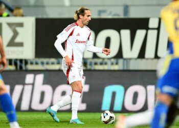 Ολυμπιακός: Τέλος η σεζόν για τον Γιαζίτζι