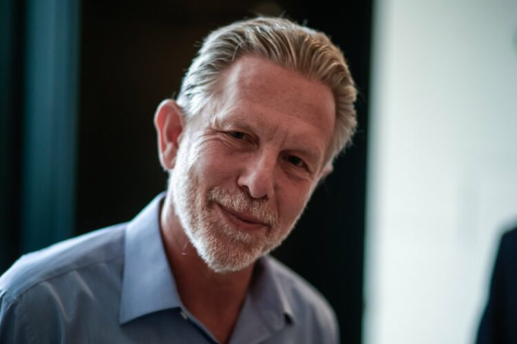 Παύλος Γερουλάνος: Σε αφωνία λόγω επέμβασης στις φωνητικές του χορδές