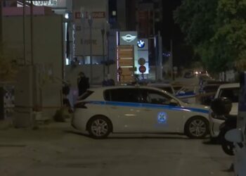 Αιματηρή ενέδρα στη Συγγρού: Μπλόκαραν με τζιπ αναβάτες μηχανής και τους γάζωσαν με σφαίρες