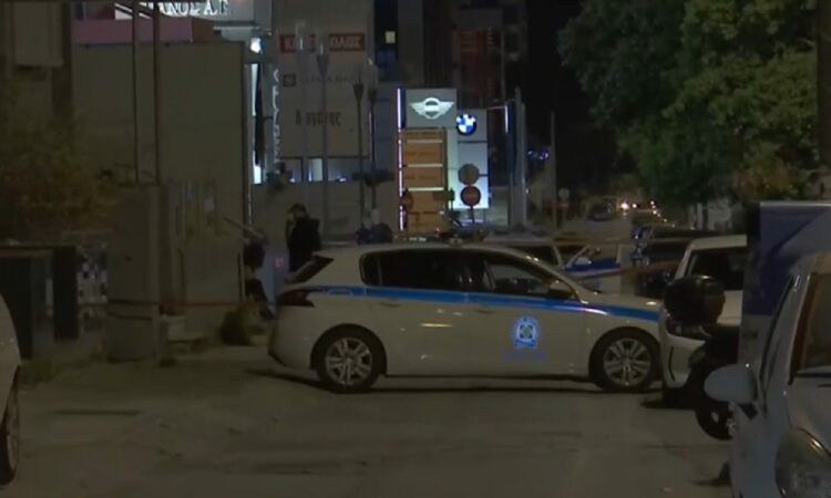 Αιματηρή ενέδρα στη Συγγρού: Μπλόκαραν με τζιπ αναβάτες μηχανής και τους γάζωσαν με σφαίρες