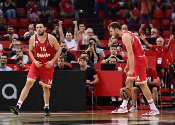 Μπάσκετ: Ο Ολυμπιακός διέλυσε την Αρμάνι στο ΣΕΦ