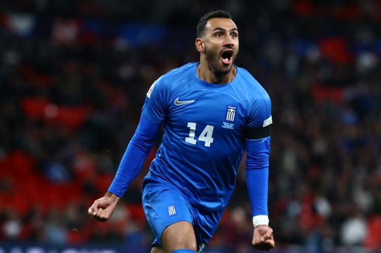 Εθνική ποδοσφαίρου: Σε δημοπρασία η φανέλα του Παυλίδη από τη νίκη στο Γουέμπλεϊ