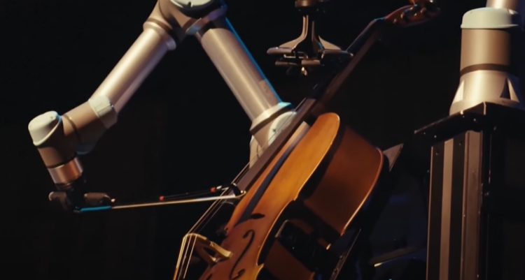 Ρομπότ παίζει βιολοντσέλο με Συμφωνική Ορχήστρα για πρώτη φορά στην ιστορία της μουσικής (video)