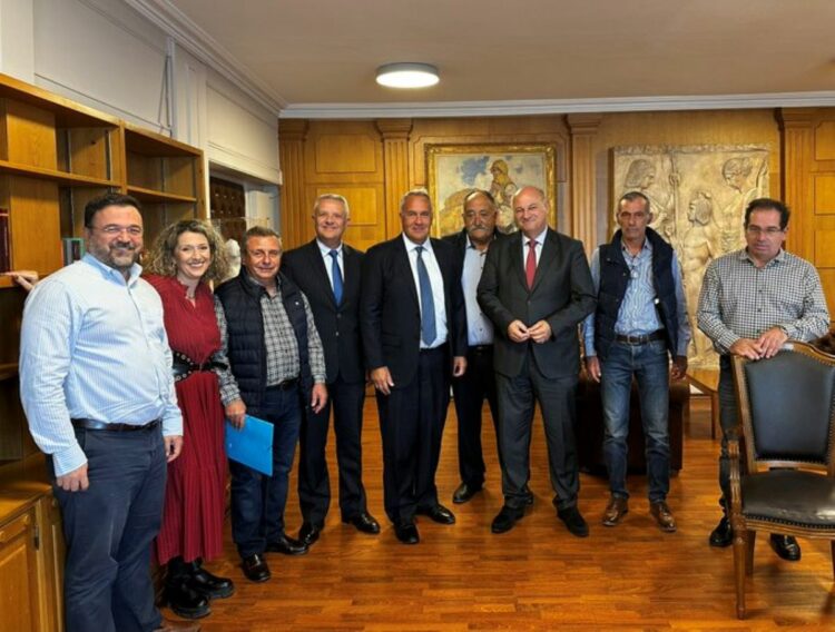 Συνάντηση Βορίδη – Τσιάρα με παραγωγούς των Μεσογείων (photo)