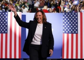 Προεδρικές εκλογές στις ΗΠΑ: «Ναι», η Χάρις θεωρεί τον Τραμπ φασίστα