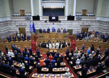 Αγιασμός στη Βουλή για την έναρξη της νέας κοινοβουλευτικής περιόδου – Δείτε photo