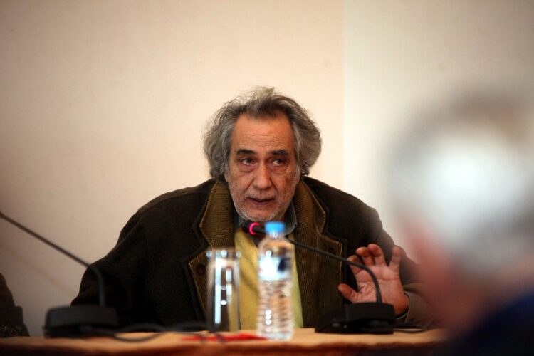 Κώστας Αρζόγλου