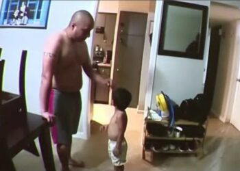 Αθώος ο πατέρας του 4χρονου που εκλιπαρούσε για ένα κομμάτι ψωμί – Τι υποστήριξαν οι δικηγόροι