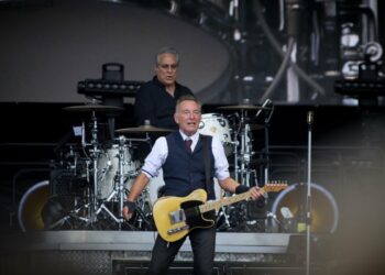 Μπρους Σπρίνγκιστιν: Ο Τραμπ θέλει να γίνει «Αμερικανός τύραννος»