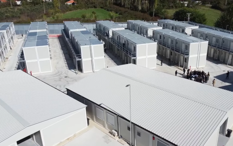 Μετανάστες στην Αλβανία