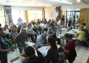 ΠΑΣΟΚ-ΚΙΝΑΛ: Έκλεισαν οι κάλπες – Πάνω από 300.000 η συμμετοχή