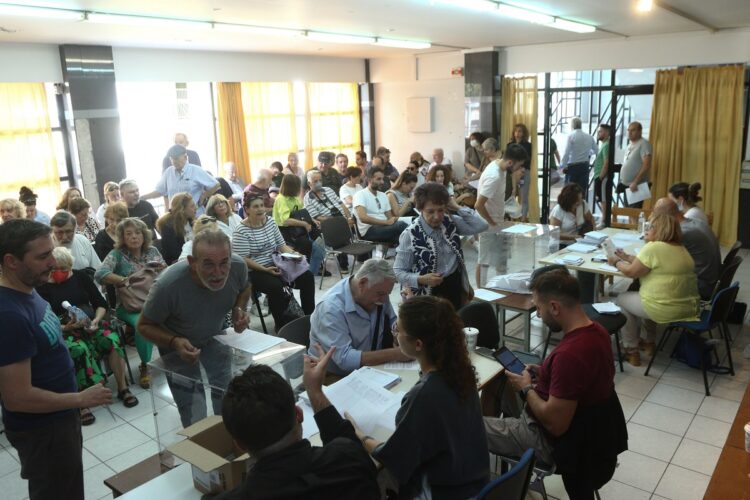 ΠΑΣΟΚ-ΚΙΝΑΛ: Έκλεισαν οι κάλπες – Πάνω από 300.000 η συμμετοχή