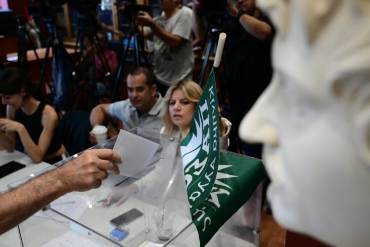 Εκλογές ΠΑΣΟΚ: 150.000 άτομα ψήφισαν μέχρι τις 15:00 – Μειωμένη η συμμετοχή στον δεύτερο γύρο