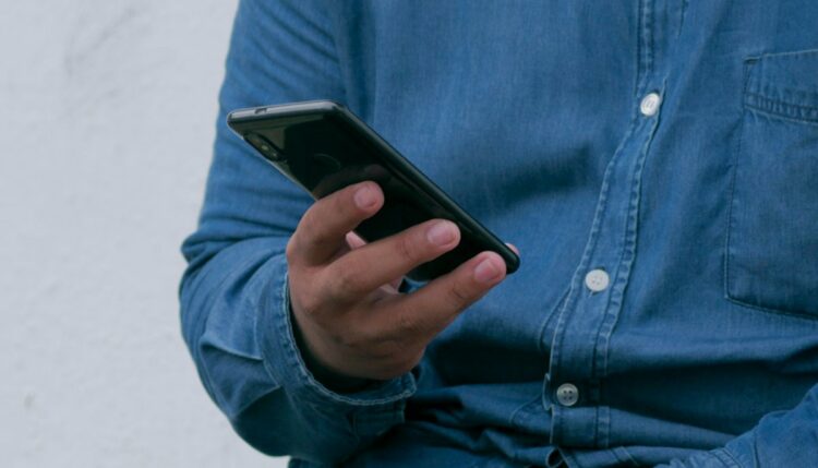 IRIS: Εξετάζεται διπλασιασμός του επιτρεπόμενου ορίου πληρωμών από τα 500 στα 1.000 ευρώ