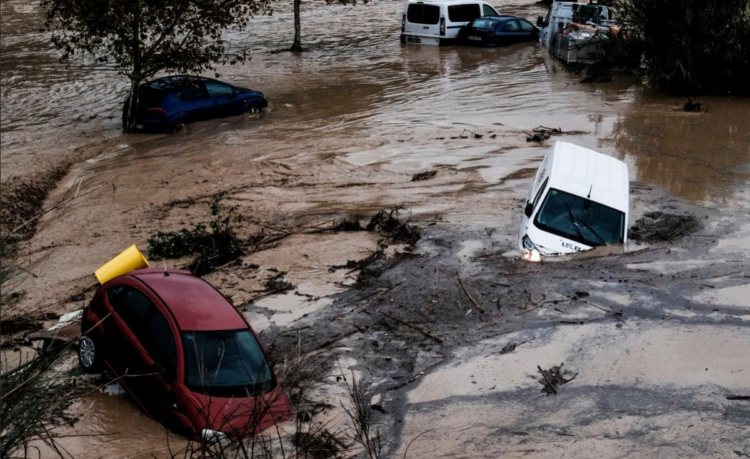 Πλημμύρες στην Ισπανία: Ο Θοδωρής Κολυδάς εξηγεί τι είναι το φαινόμενο Rex Blocking που τις προκάλεσε