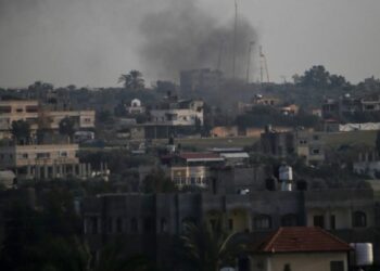 Το Ιράν εκτόξευσε 200 πυραύλους εναντίον του Ισραήλ