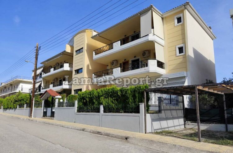 Συνελήφθη η οικιακή βοηθός για τη δολοφονία της 84χρονης στα Καμένα Βούρλα – Το χρονικό του εγκλήματος