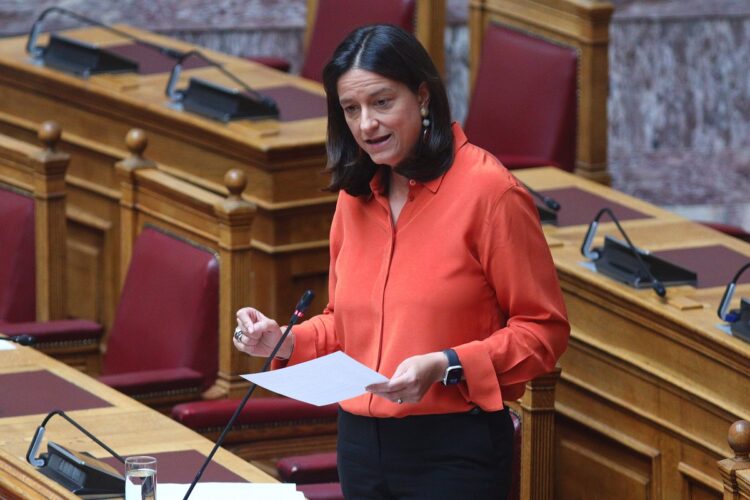 Νίκη Κεραμέως