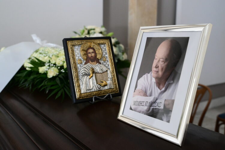 Μίμης Πλέσσας