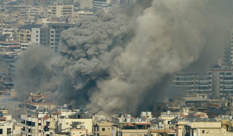 «Φλέγεται» η Μέση Ανατολή: Το Ισραήλ έπληξε χριστιανική κοινότητα στο βόρειο Λίβανο – Αναφορές για νεκρούς