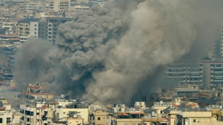 Το Ισραήλ βομβαρδίζει νότια προάστια της Βηρυτού – Πλήττει εγκαταστάσεις της Χεζμπολάχ