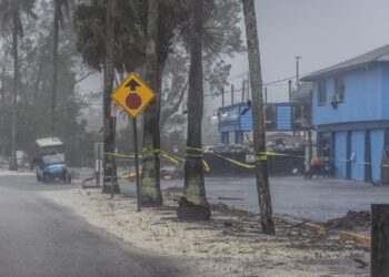 τυφώνας Μίλτον