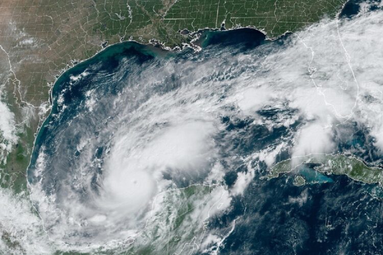 Κυκλώνας Milton