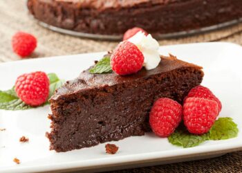 Εορτολόγιο: Ποιοι γιορτάζουν σήμερα 16 Οκτωβρίου