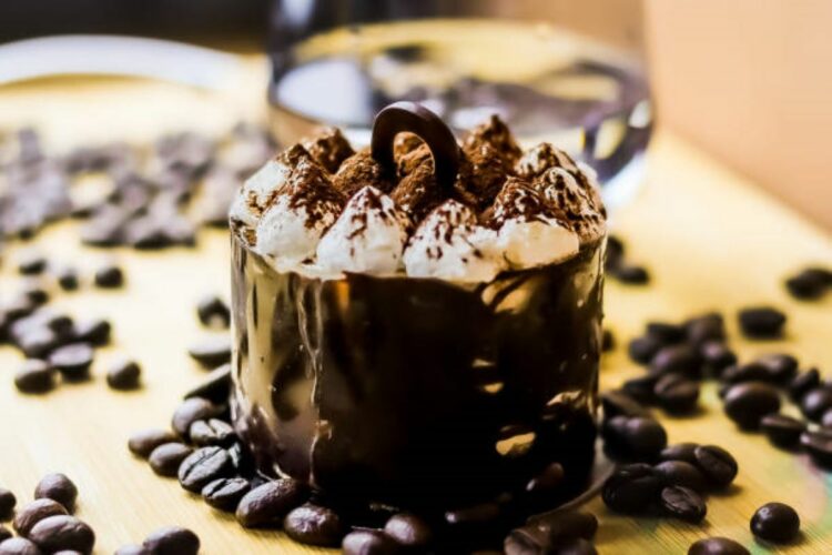 Εορτολόγιο: Ποιοι γιορτάζουν σήμερα 15 Οκτωβρίου