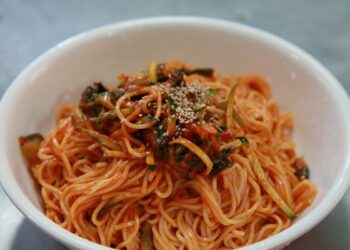 μολυσμένα νούντλς