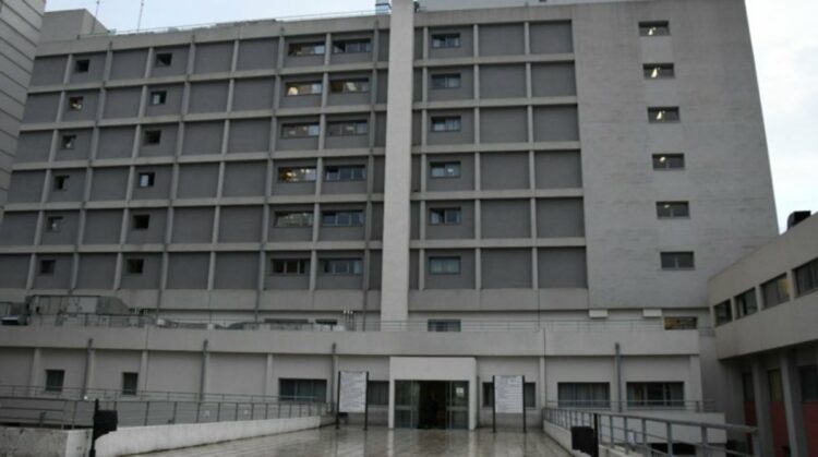 Πάτρα: Δάκρυα χαράς για τη 13χρονη που τραυματίστηκε βαριά σε τροχαίο – Βγήκε από την καταστολή