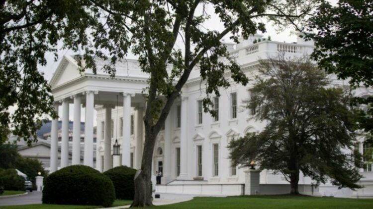 Οι ΗΠΑ παρακολουθούν στενά ιρανικές απειλές κατά του Ντόναλντ Τραμπ – Προειδοποίηση προς την Τεχεράνη