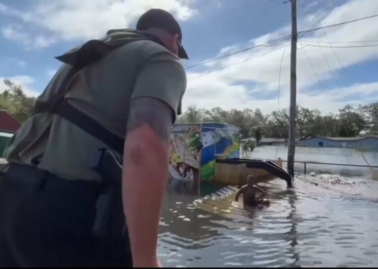 Τυφώνας Μίλτον