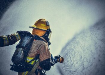 Κρήτη: Φωτιά στις Γωνιές Μαλεβιζίου