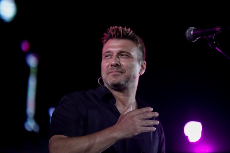 Γιάννης Πλούταρχος