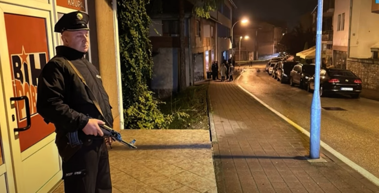 Βοσνία: 15χρονος μαχαίρωσε δύο αστυνομικούς σε τμήμα – Νεκρός ο ένας, χαροπαλεύει ο δεύτερος