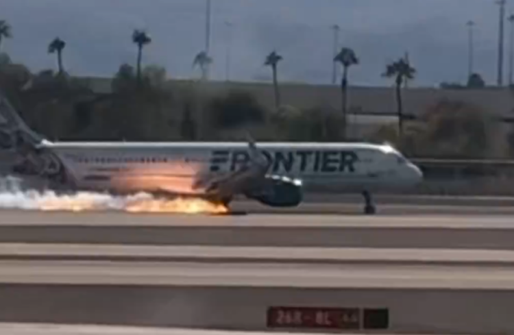 Φωτιά σε αεροπλάνο