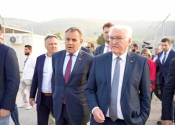 Στη δομή μεταναστών της Μαλακάσας ο Σταϊνμάιερ (photos)