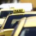 Πιτσιλής σε Ομοσπονδία Ταξί: Ελάτε να παραλάβετε τις αυτοκόλλητες ταμπέλες