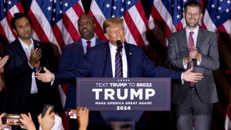 Ο Τραμπ δεσμεύεται να προσλάβει 10.000 συνοριοφύλακες εφόσον εκλεγεί πρόεδρος