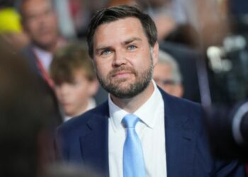 ΗΠΑ: Ο Βανς προσάπτει στους Δημοκρατικούς «ριζοσπαστικές θέσεις υπέρ της άμβλωσης»