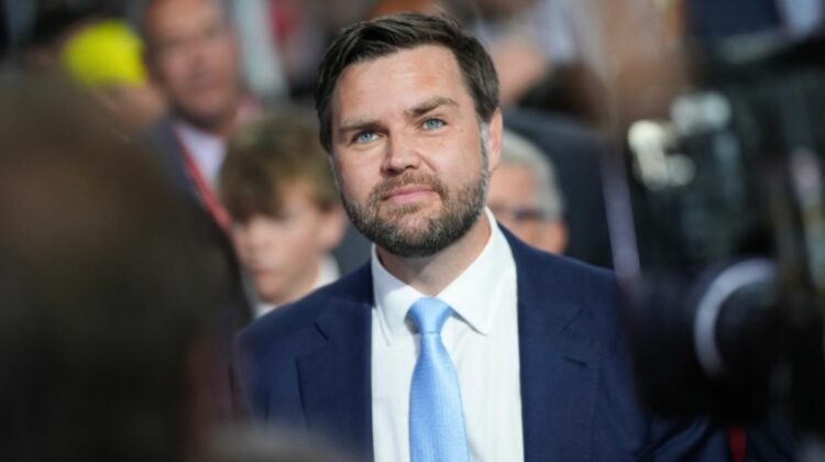 ΗΠΑ: Ο Βανς προσάπτει στους Δημοκρατικούς «ριζοσπαστικές θέσεις υπέρ της άμβλωσης»