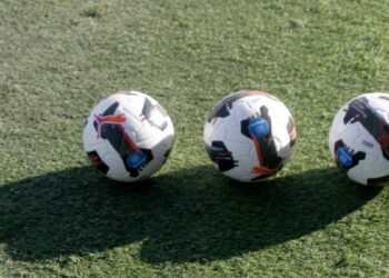 Δεσπόζει απόψε το ντέρμπι «αιωνίων», επικίνδυνη αποστολή για ΠΑΟΚ