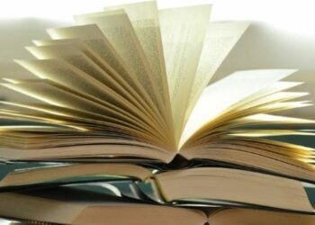 Αρχίζει σήμερα η διανομή χιλιάδων βιβλίων από τα αδιάθετα του σχετικού προγράμματος του ΟΠΕΚΑ