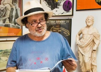 Έφυγε από τη ζωή ο καλλιτεχνικός διευθυντής του Φεστιβάλ Ολύμπου, Γιώργος Χανδόλιας