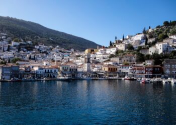 Λιμενάρχης Ύδρας